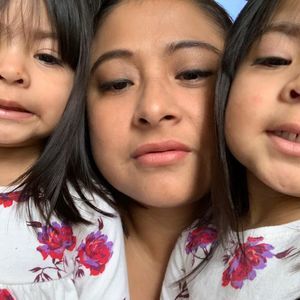 Meet your Posher, Imelda